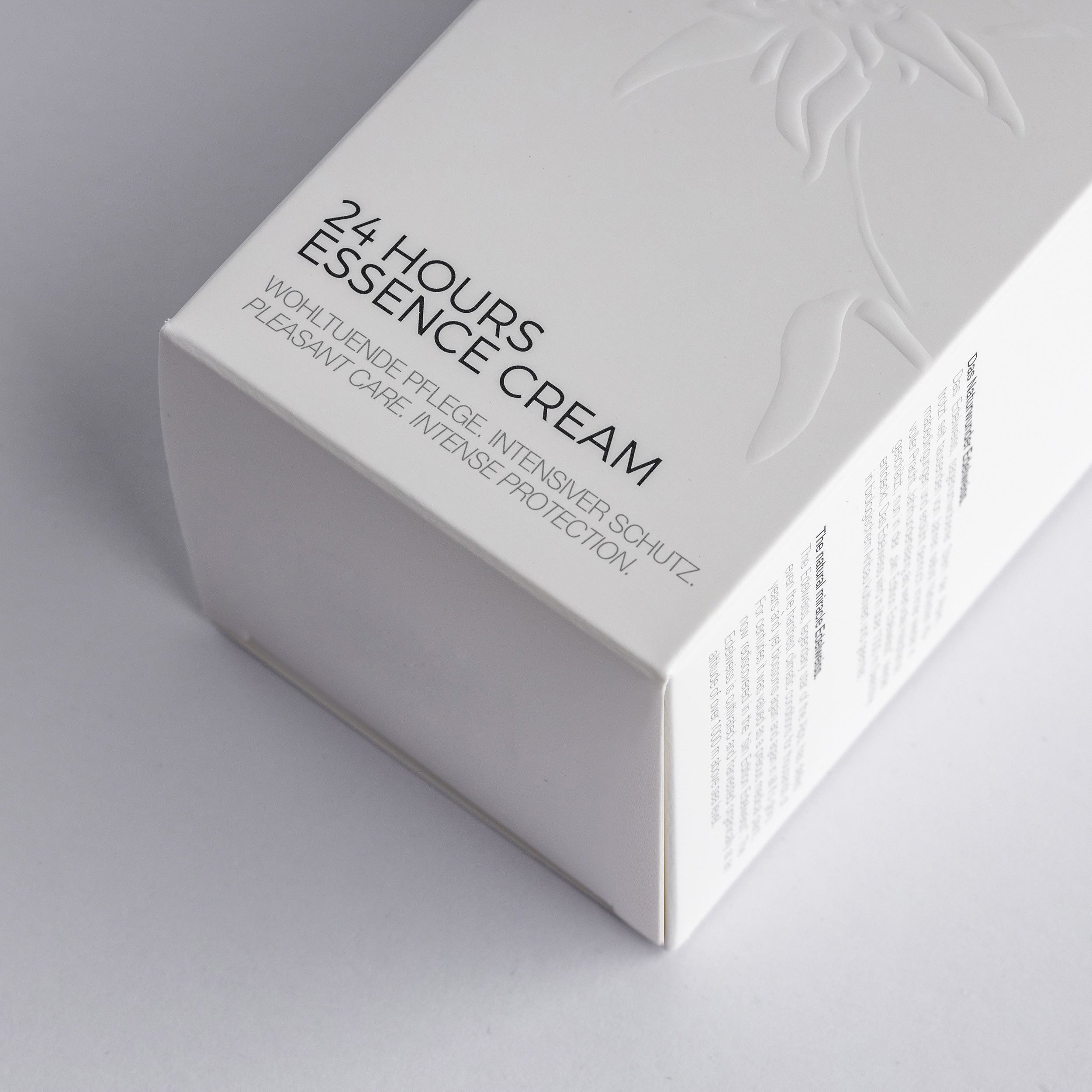 Intensive Feuchtigkeit 24 Stunden lang . 24Hours Essence Cream, 100 ml