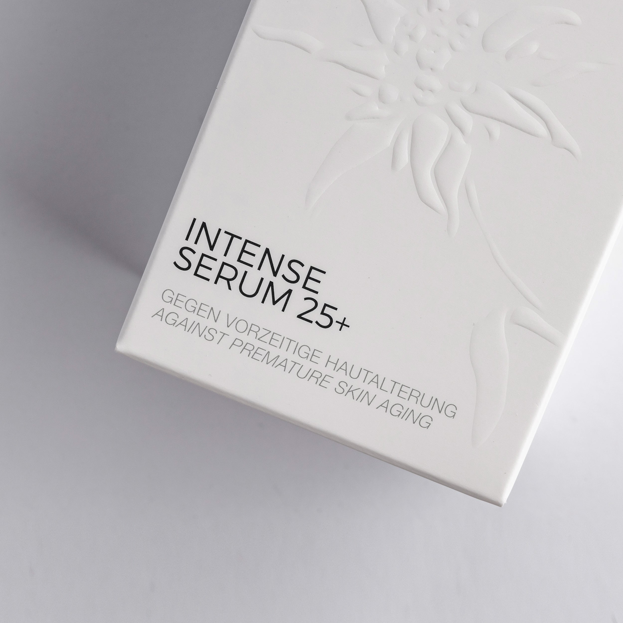 Gegen vorzeitige Hautalterung. Intense Serum 25+, 30 ml