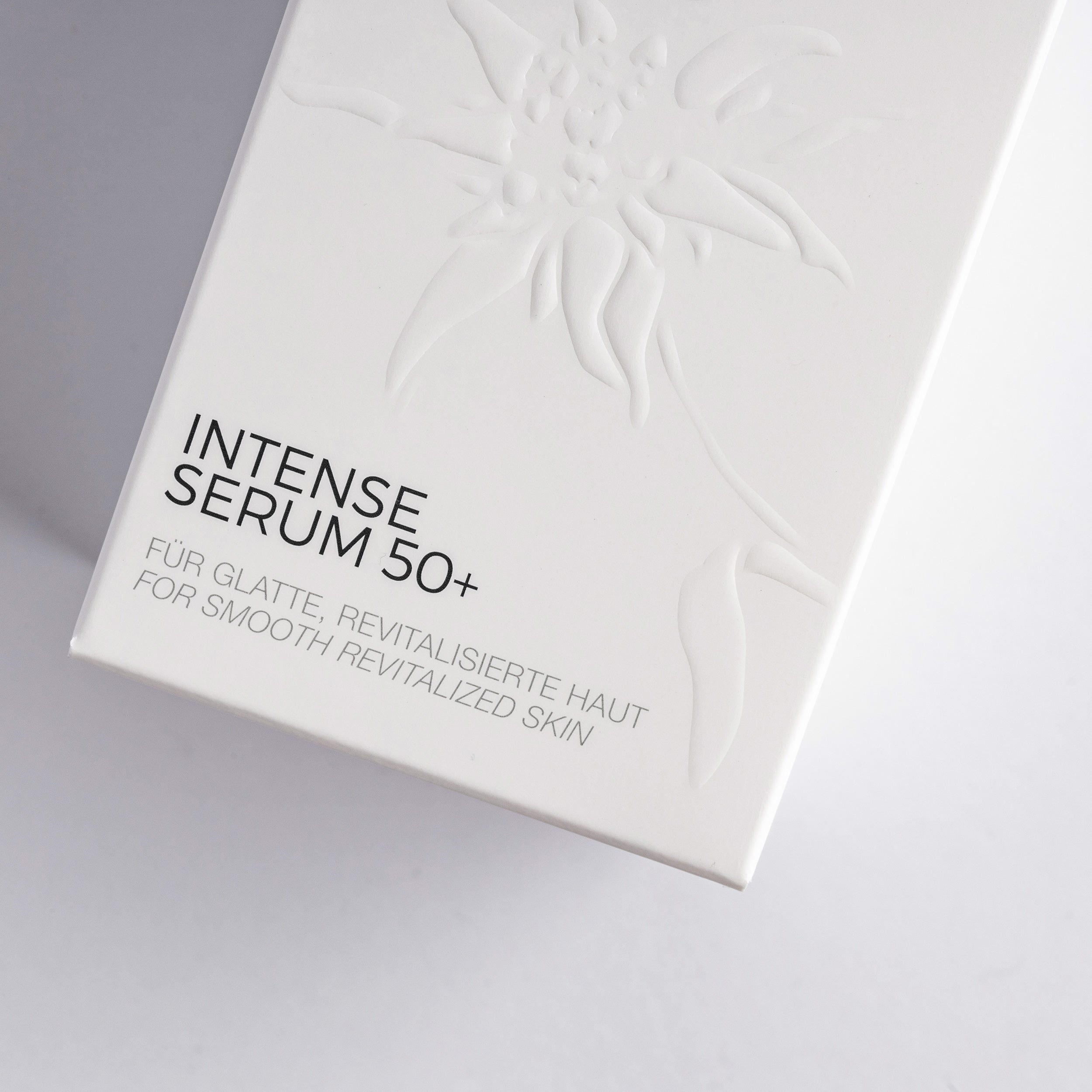Stärkt das Bindegewebe. Intense Serum 50+, 30 ml