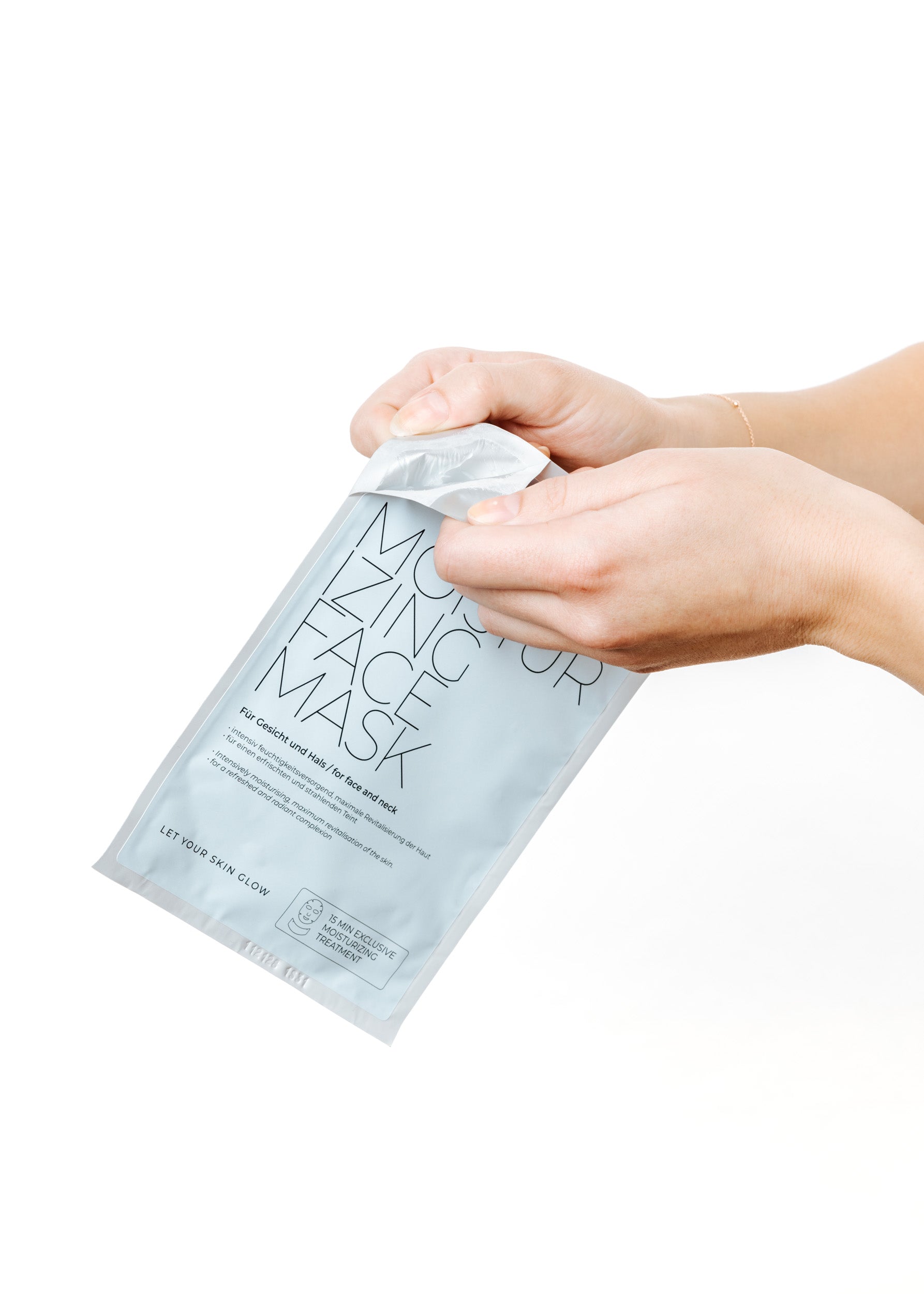 FACE MASK MOISTURIZING. Für Gesicht und Hals, 5 Stück in einer Box.