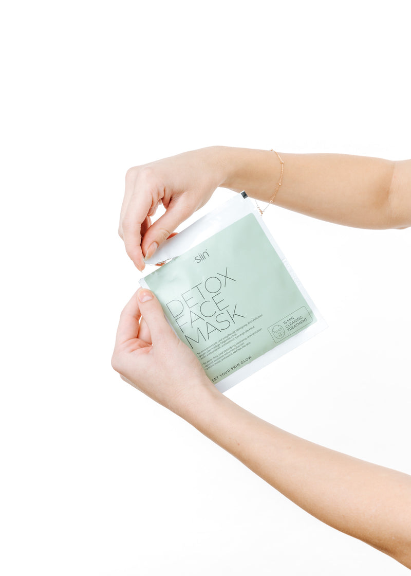 FACE MASK DETOX. Reinigt und entgiftet. Für Gesicht und Hals, 5 Stück in einer Box.